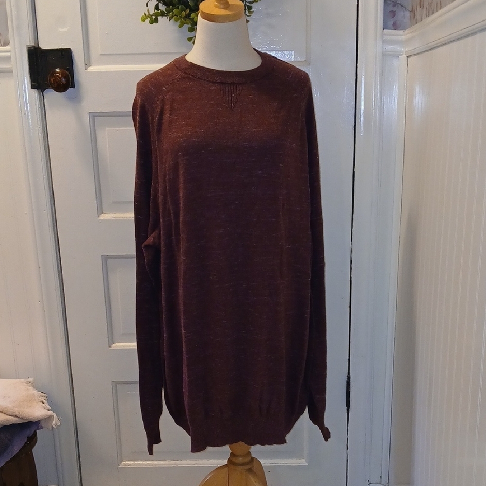 Men's Maroon Crewneck Sweater